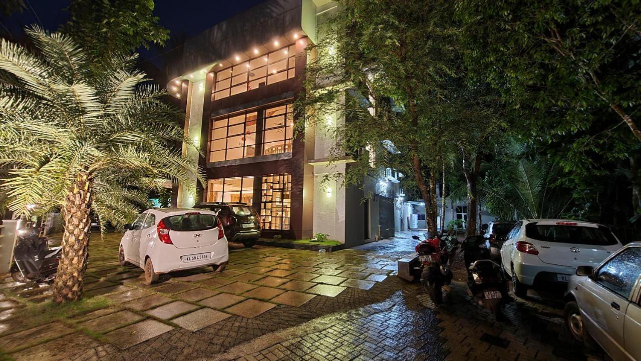 Hotel La Serene Mattannur Mattanur ภายนอก รูปภาพ